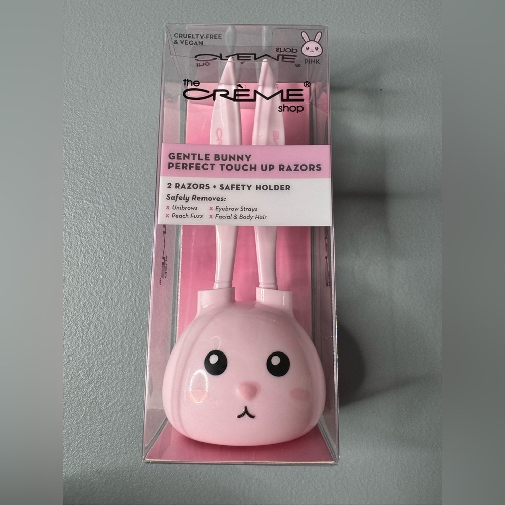 The Crème Shop Gentle Bunny perfect touch up Razors with razor holder bunny